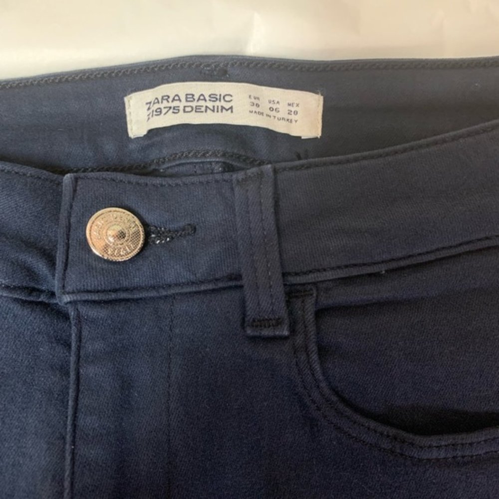 Blue Indigo Zara Jeans - Picture 4 of 4
